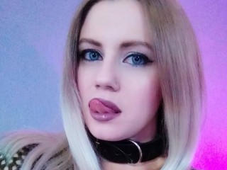 LexiSugarCandy webcam girl as a performer. Gallery photo 1.