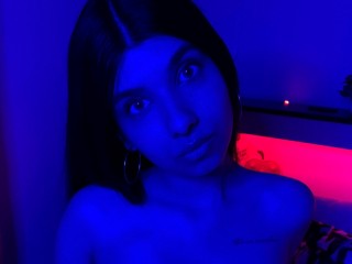 mia_sweety webcam girl as a performer. Gallery photo 1.