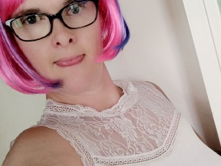 ChienneLilou webcam girl as a performer. Gallery photo 1.