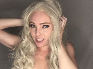 AliceAspen webcam girl as a performer. Gallery photo 1.