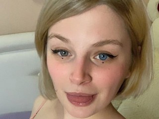 SexRet1 webcam girl as a performer. Gallery photo 3.