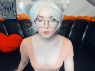 JennyEyre webcam girl as a performer. Gallery photo 2.