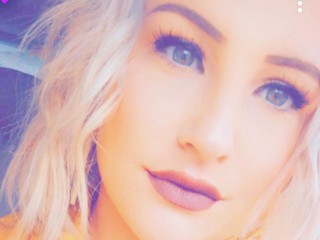 Chasass webcam girl as a performer. Gallery photo 1.