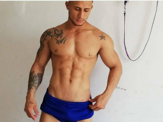 Indexed Webcam Grab of Deny_hotmuscle