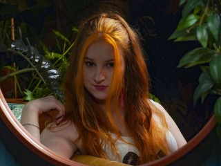 OliviaBloom webcam girl as a performer. Gallery photo 2.