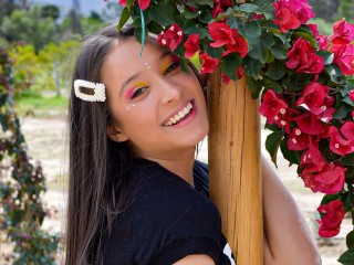 EllieVelveth webcam girl as a performer. Gallery photo 2.