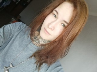 TinaWees webcam girl as a performer. Gallery photo 2.