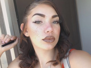 Princess_Phia_xoxo webcam girl as a performer. Gallery photo 1.