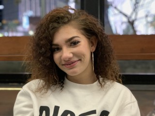 Princess_Phia_xoxo webcam girl as a performer. Gallery photo 2.