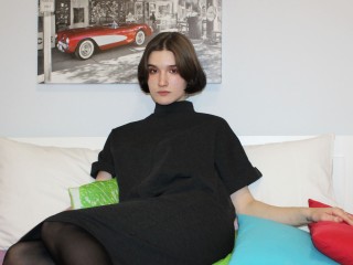 ClarePrice webcam girl as a performer. Gallery photo 1.