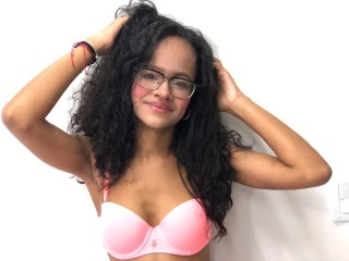 Kathy_Reed webcam girl as a performer. Gallery photo 1.