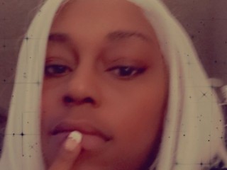 PrincessDaisyBang webcam girl as a performer. Gallery photo 1.