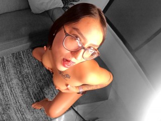 StormySantos webcam girl as a performer. Gallery photo 1.