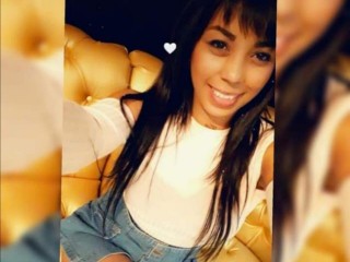 AmberKano webcam girl as a performer. Gallery photo 1.