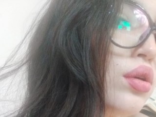 NaomiBlair webcam girl as a performer. Gallery photo 1.