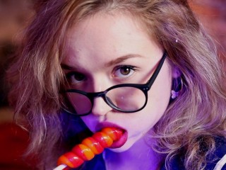 Mia_Bennett webcam girl as a performer. Gallery photo 1.