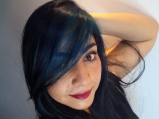 Valentina_K webcam girl as a performer. Gallery photo 1.