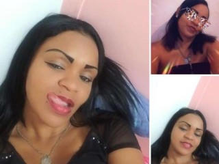 channelkisses webcam girl as a performer. Gallery photo 2.