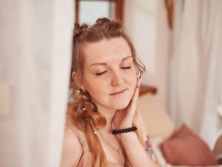 AliceLex webcam girl as a performer. Gallery photo 1.