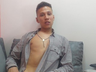 Indexed Webcam Grab of Mateo_wolf
