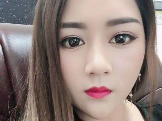 xiaopingbaby webcam girl as a performer. Gallery photo 2.