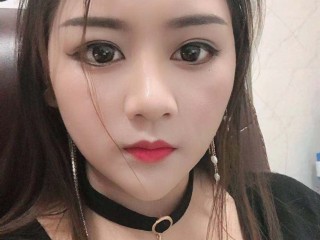 xiaopingbaby webcam girl as a performer. Gallery photo 3.