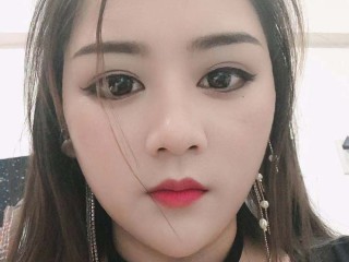 xiaopingbaby webcam girl as a performer. Gallery photo 4.