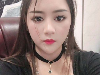 xiaopingbaby webcam girl as a performer. Gallery photo 5.