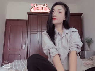 xiaoyanzibaby webcam girl as a performer. Gallery photo 3.