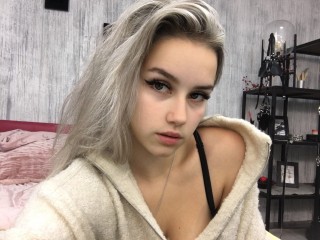 toricastle webcam girl as a performer. Gallery photo 2.