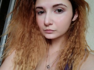 ElunaMagdulen webcam girl as a performer. Gallery photo 2.