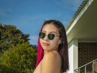 JulianaHouston webcam girl as a performer. Gallery photo 4.