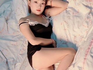 Xiangxiangmeiniu webcam girl as a performer. Gallery photo 3.