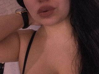 DannyLux webcam girl as a performer. Gallery photo 1.