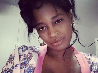 Naomi_Jones_Moans webcam girl as a performer. Gallery photo 1.