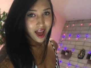 samy_sun webcam girl as a performer. Gallery photo 2.