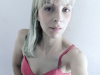 antoniettesex webcam girl as a performer. Gallery photo 1.