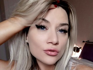 xChloeBae webcam girl as a performer. Gallery photo 2.