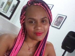 isabellasuarez_sexxi webcam girl as a performer. Gallery photo 1.