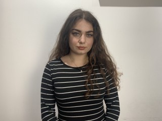 AmberGingir webcam girl as a performer. Gallery photo 1.