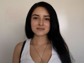 NessMiller webcam girl as a performer. Gallery photo 1.