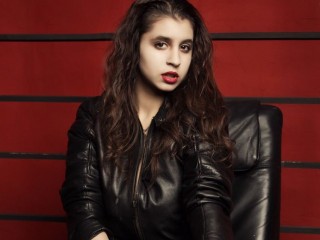 LisaJ webcam girl as a performer. Gallery photo 1.