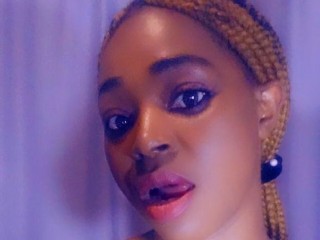 AfricanButter18 webcam girl as a performer. Gallery photo 1.