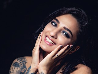 Dayanawmh webcam girl as a performer. Gallery photo 2.