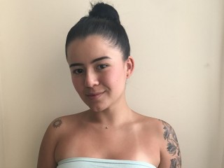 MiiaSmiith webcam girl as a performer. Gallery photo 1.