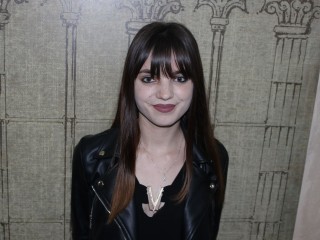 AlessandraAdams webcam girl as a performer. Gallery photo 1.