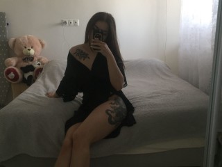 AmberGingir webcam girl as a performer. Gallery photo 2.