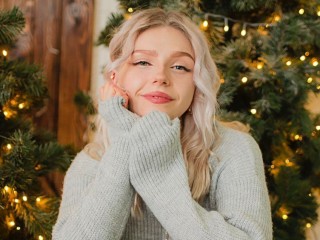 RomanticQueen webcam girl as a performer. Gallery photo 1.