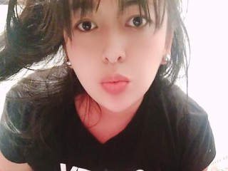 NaomiWiIlson webcam girl as a performer. Gallery photo 1.