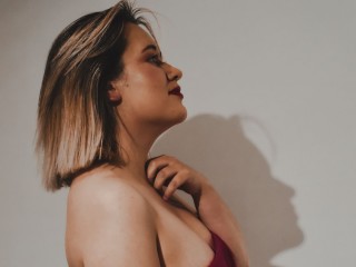 BiancaCabassi webcam girl as a performer. Gallery photo 1.